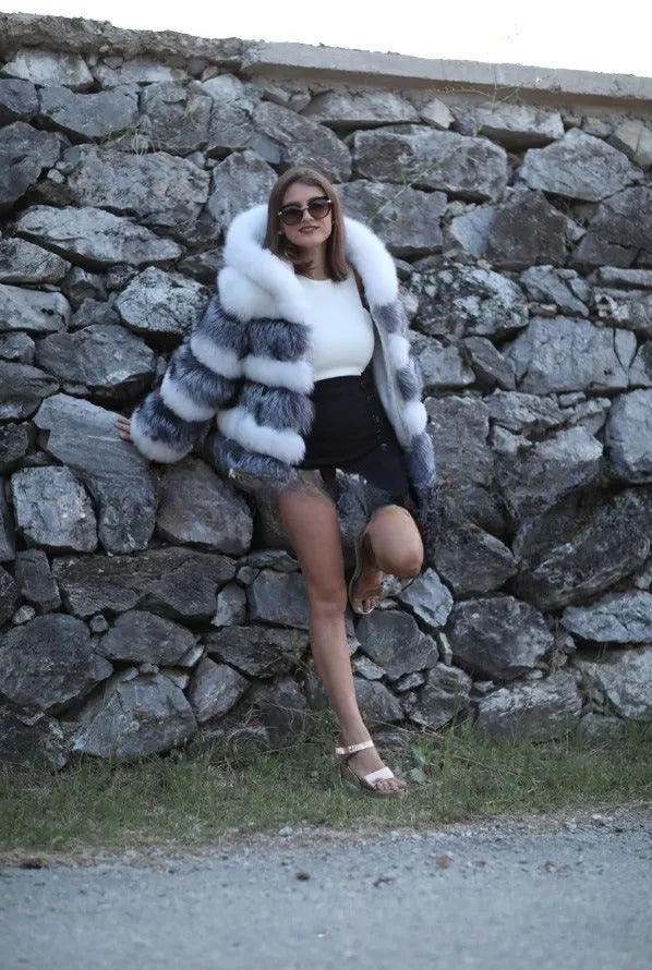 Women's artificial fur hooded coat in street fashion style with medium length