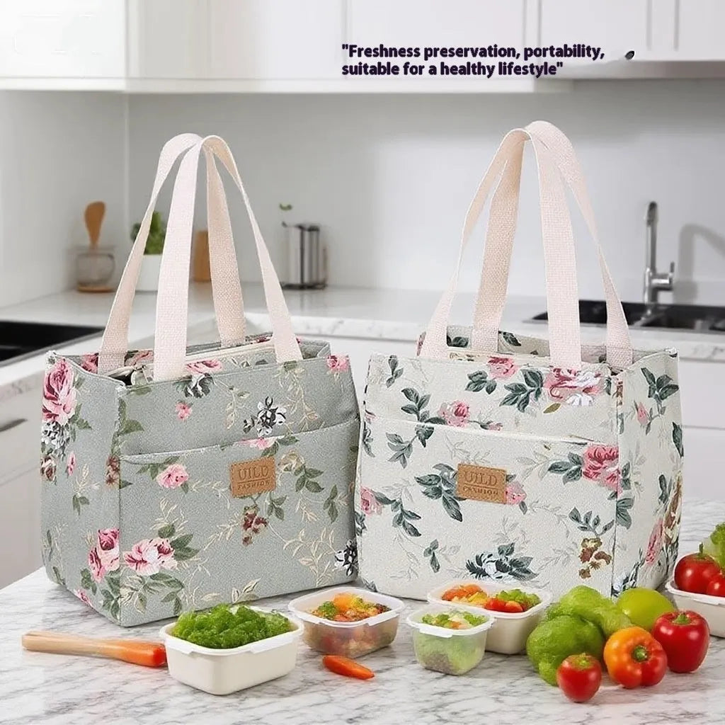 Women's printed canvas handbag with aluminium hardware in horizontal square shape
