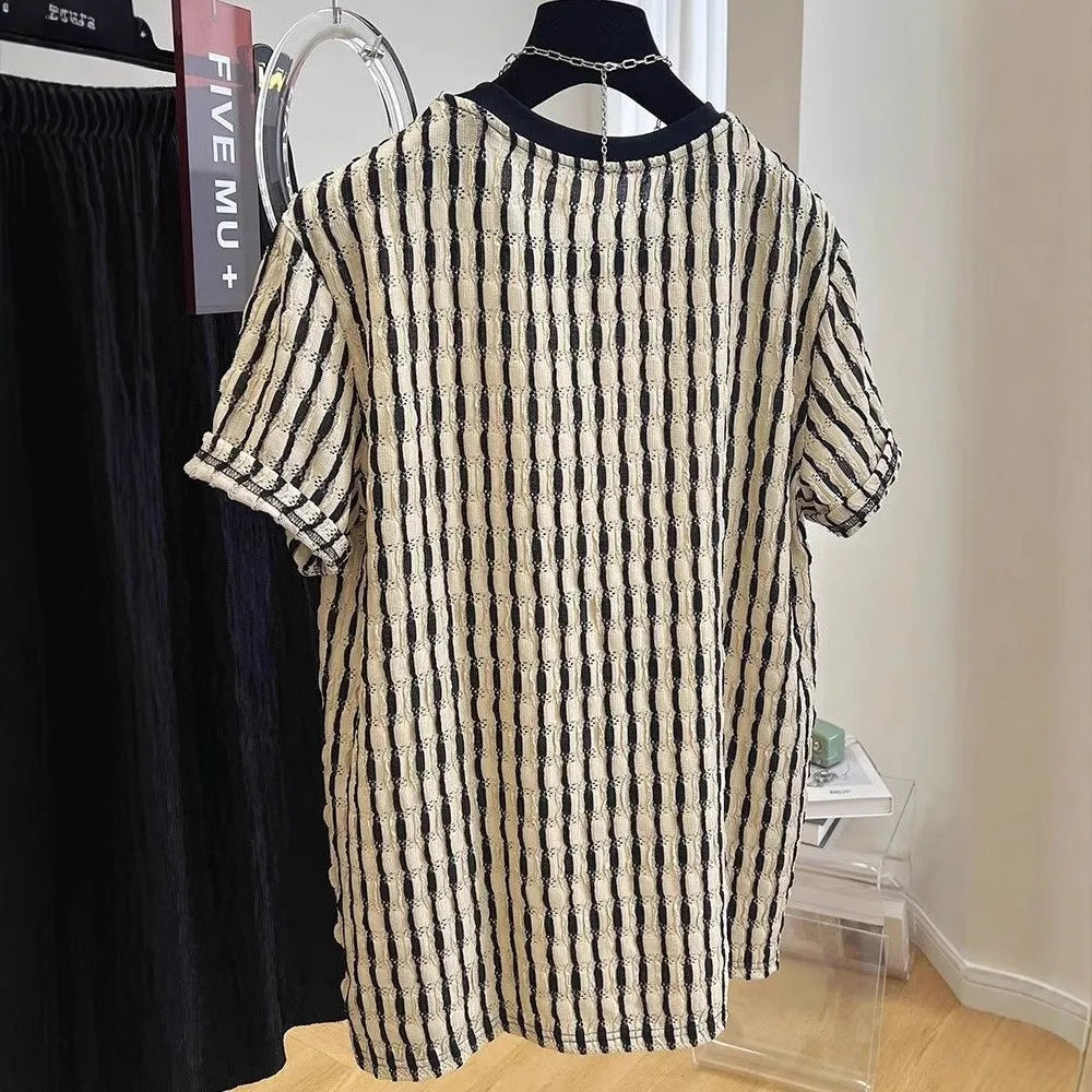 Black and white striped men's loose fit short sleeve casual pullover shirt