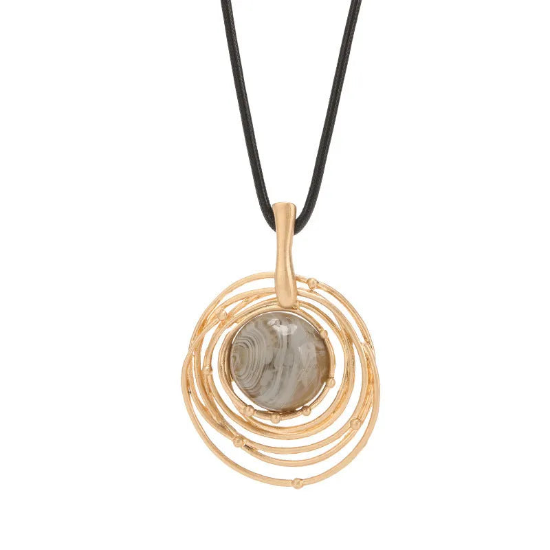Vintage geometric plaid sweater chain necklace in TLN716 gold with adjustable 51-80cm perimeter and snakeskin wax rope chain