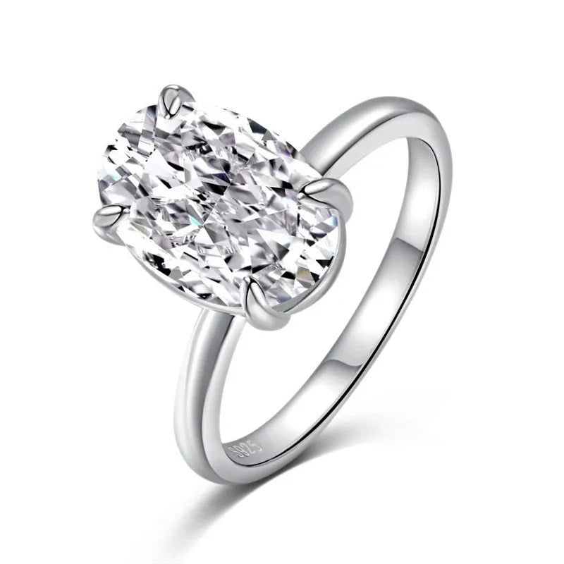 Women's oval 9 silver ring with four-prong claw setting and cold enamel finish