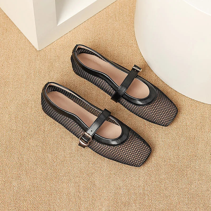 Women's beige mesh flat-heel sandals with a buckle fastening and square toe for hiking.