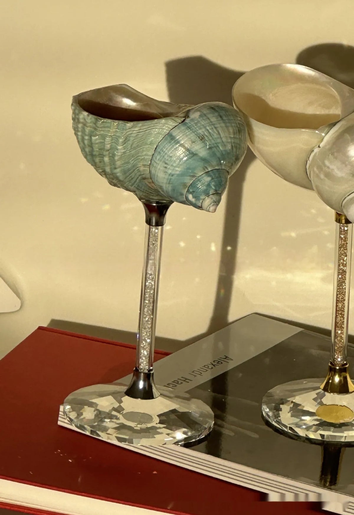 Handmade conch shell glass water cup in clear glass with novelty sea shell design, single cup