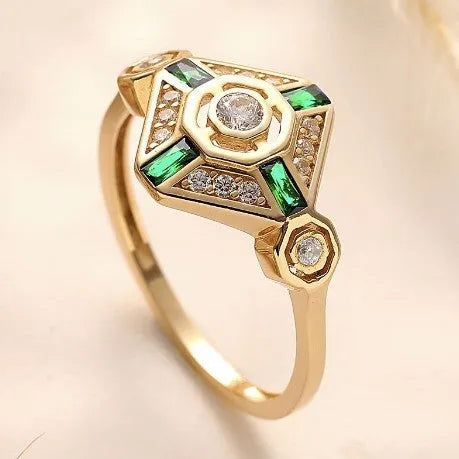 INS style emerald diamond ring with geometric square design in lvzuan colour on women's hand
