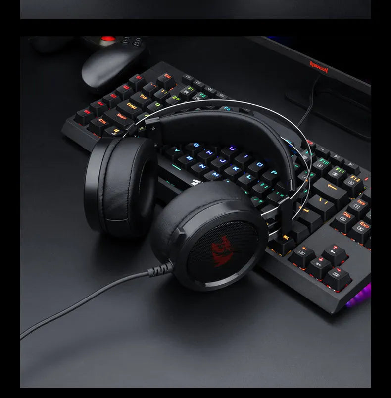 Black wired computer gaming headset with 2 metre cable and 3.5mm audio plug