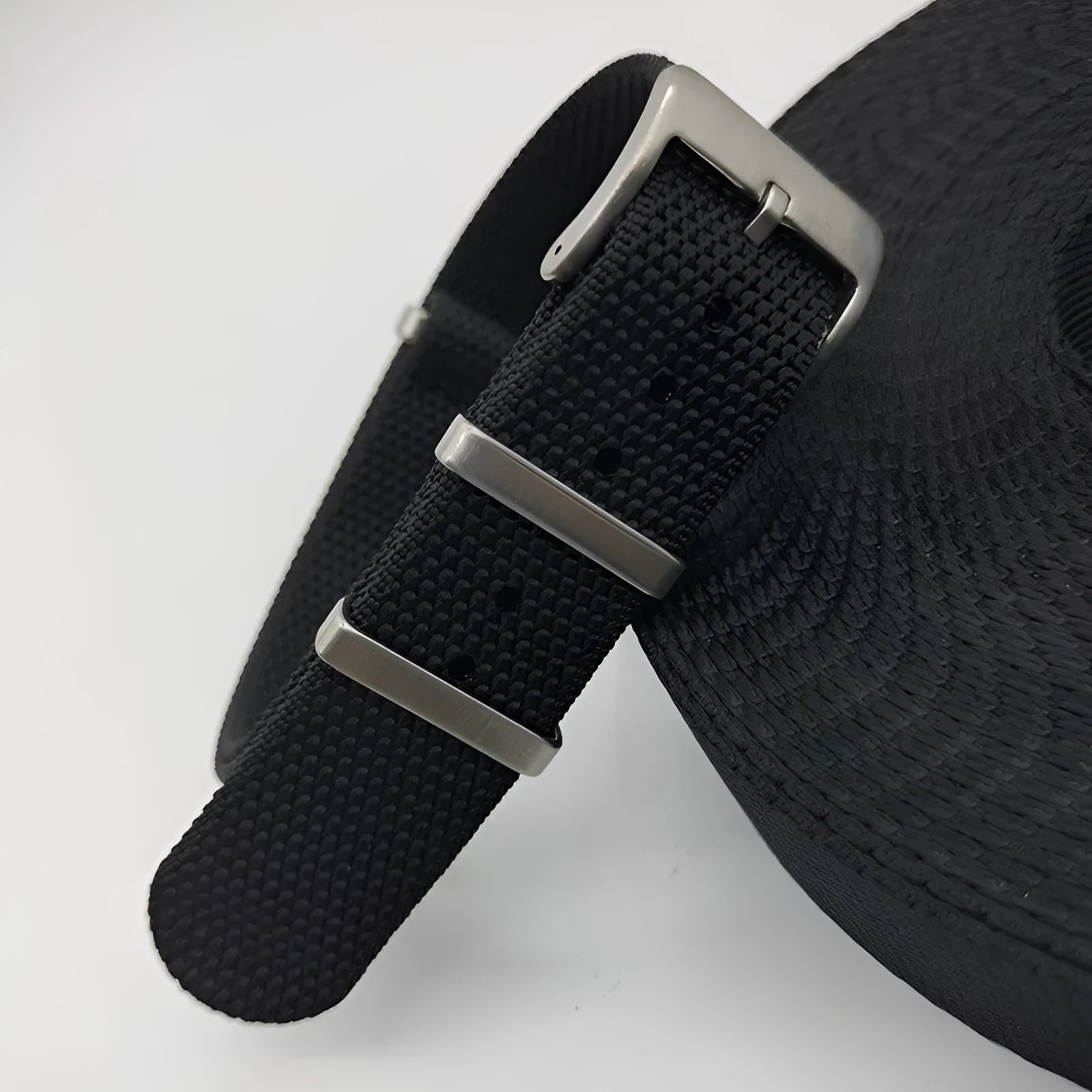 Nylon integrated watch strap showing five colour options and two width sizes