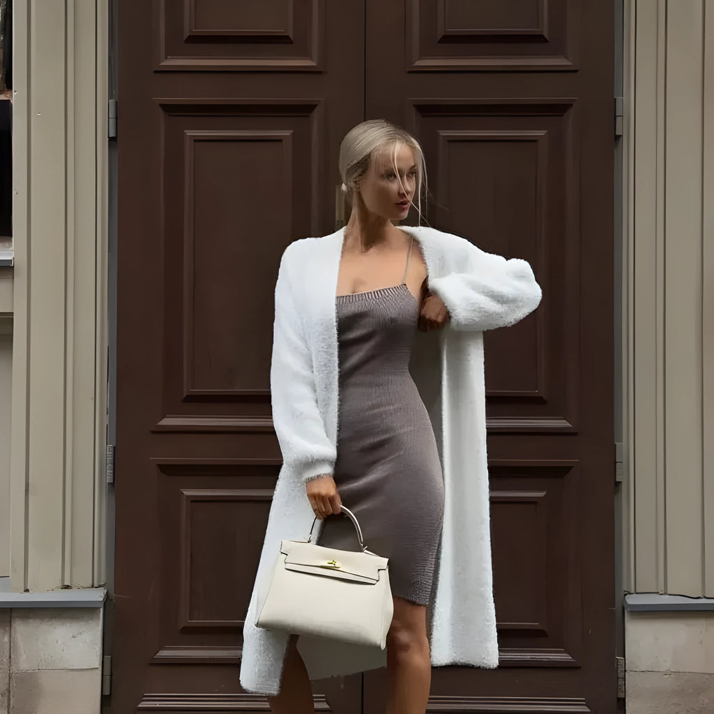 White long knit cardigan jacket with loose fit and 105cm length