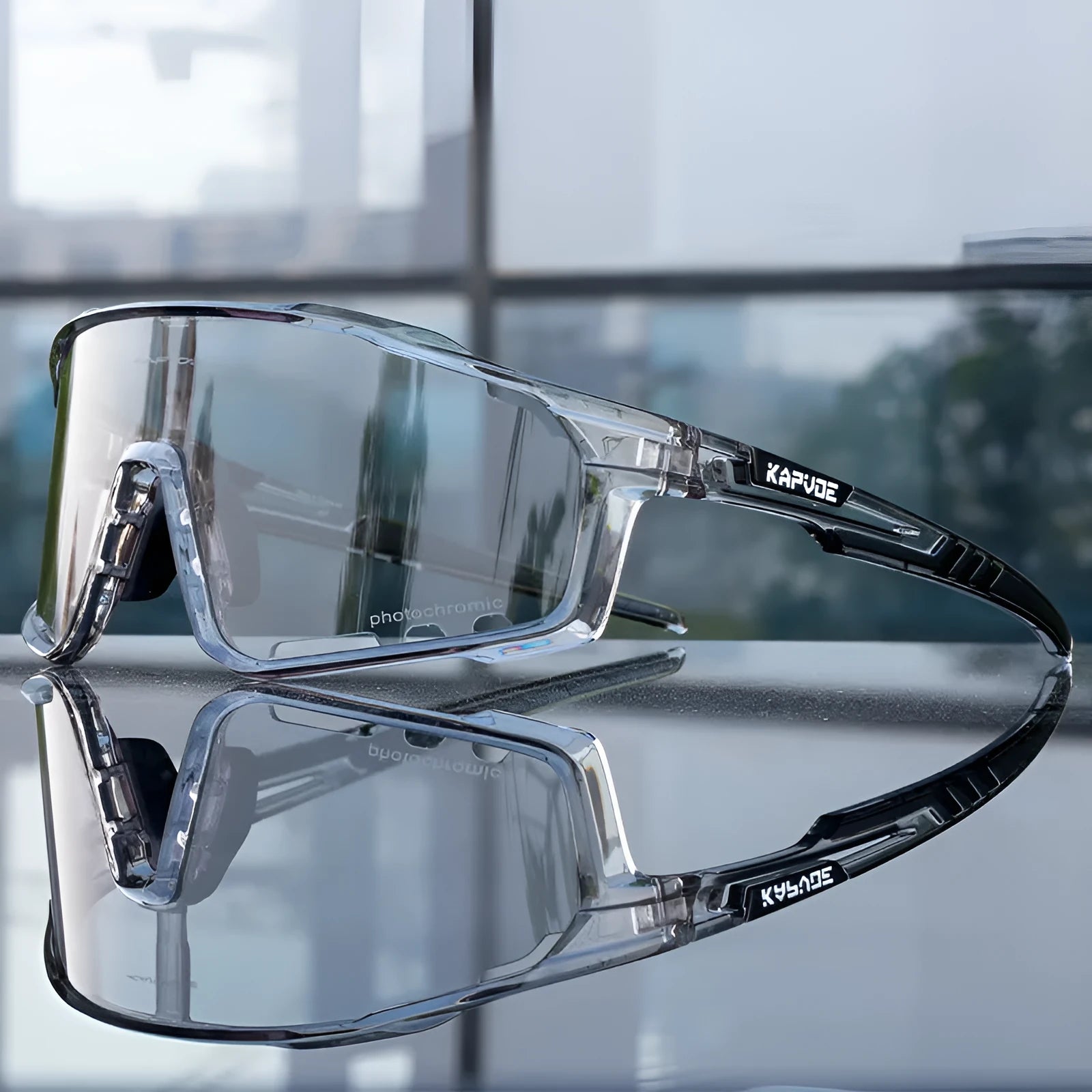 TR90 semi-rimless cycling goggles with a light-adaptive photochromic lens for outdoor sports.