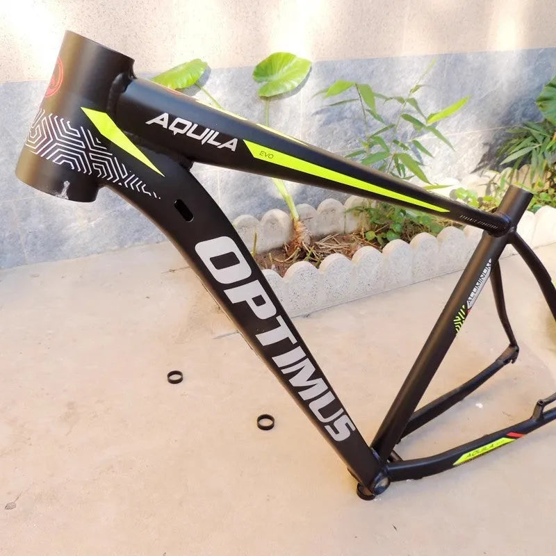 Black green aluminium alloy mountain bike frame for 29-inch wheels with inner routing design