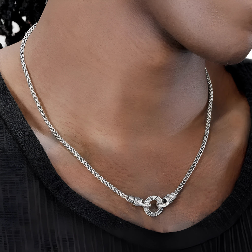 S925 sterling silver clavicle necklace with pendant for women, shown in silver.