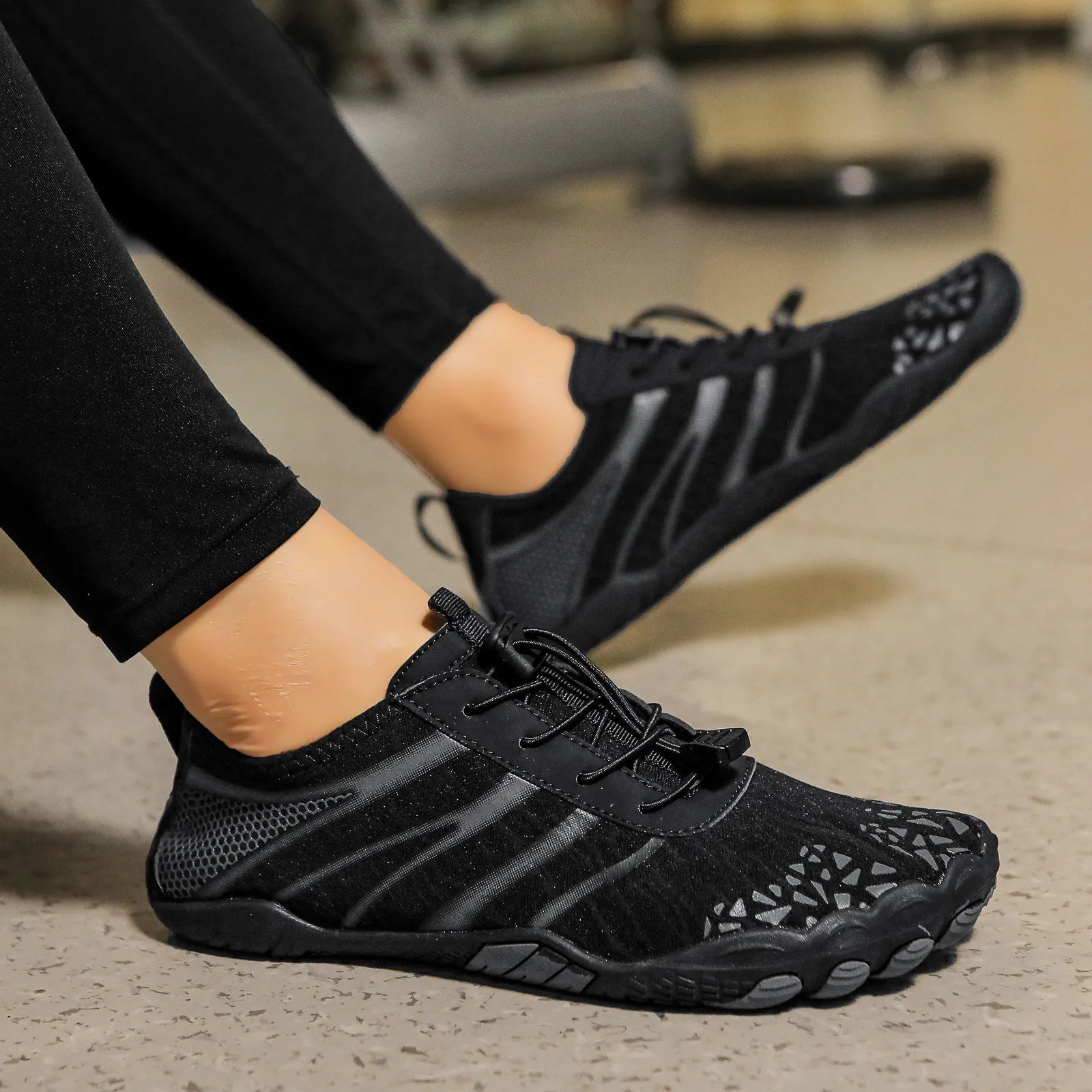 Men's casual beach running shoes with Lycra stretch fabric upper in multiple colours.