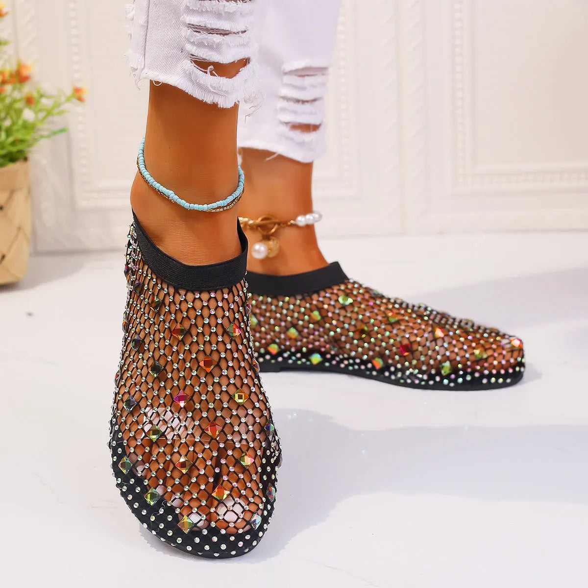 Women's mesh flat sandals with colourful rhinestone design and round toe