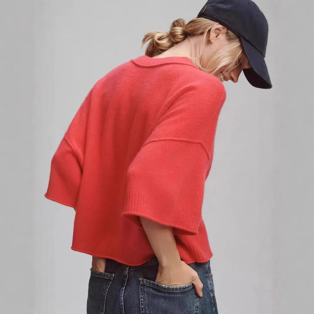 Hot girl style women's T-shirt with exposed navel design in red colour, short length pullover top