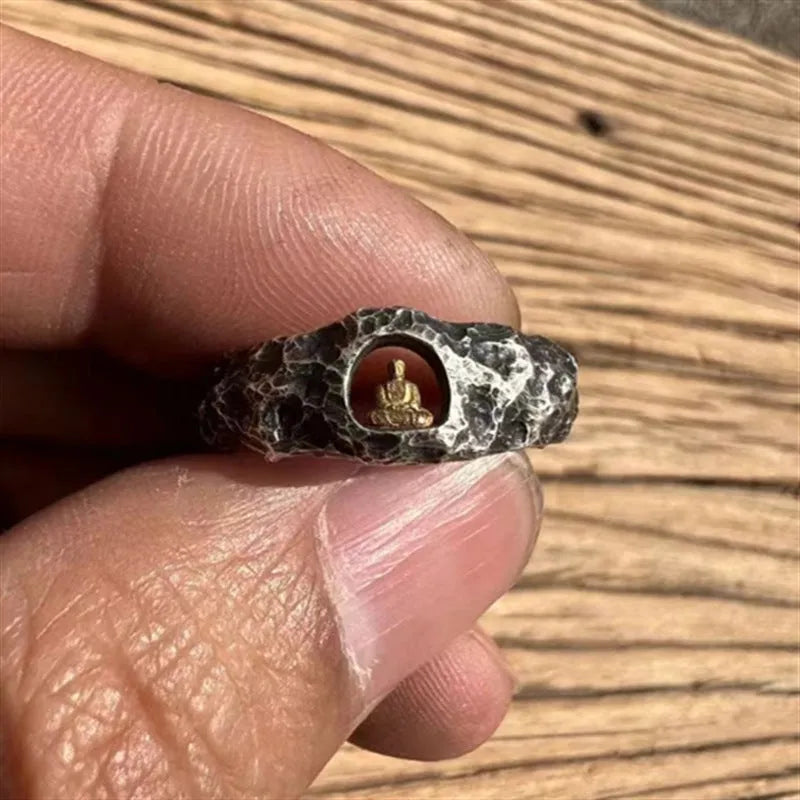 Hand-forged copper ring with textured Buddha design and rock-like surface in size UK 8