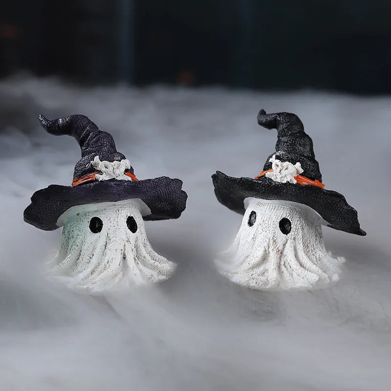 Resin wizard hat ornament in black and purple colours for Halloween and Christmas decorations