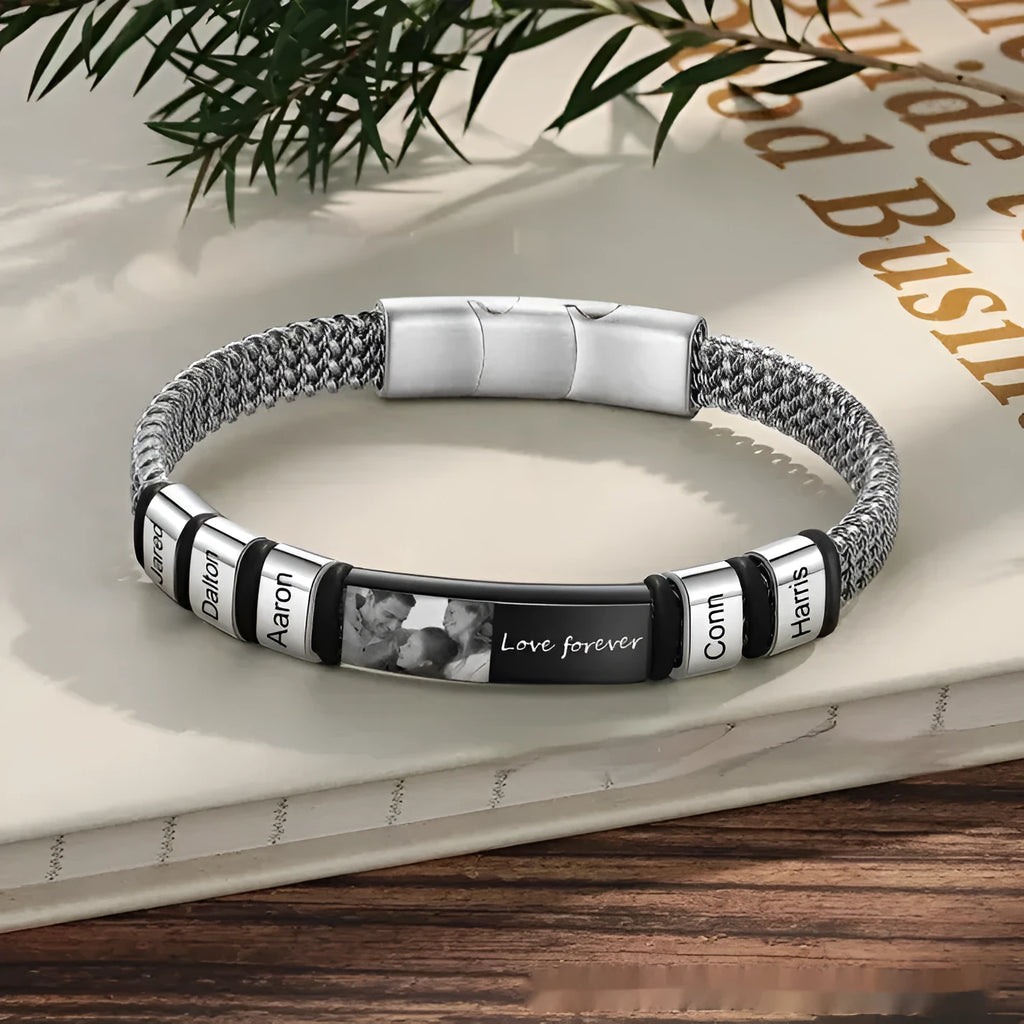 Titanium steel lettering bracelet with leather rope and heart-shaped design