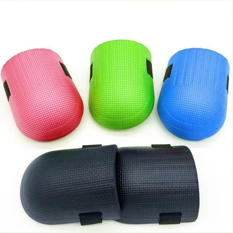 A pair of foam kneepads in blue, showing their 11mm thick EVA foam construction for knee protection.