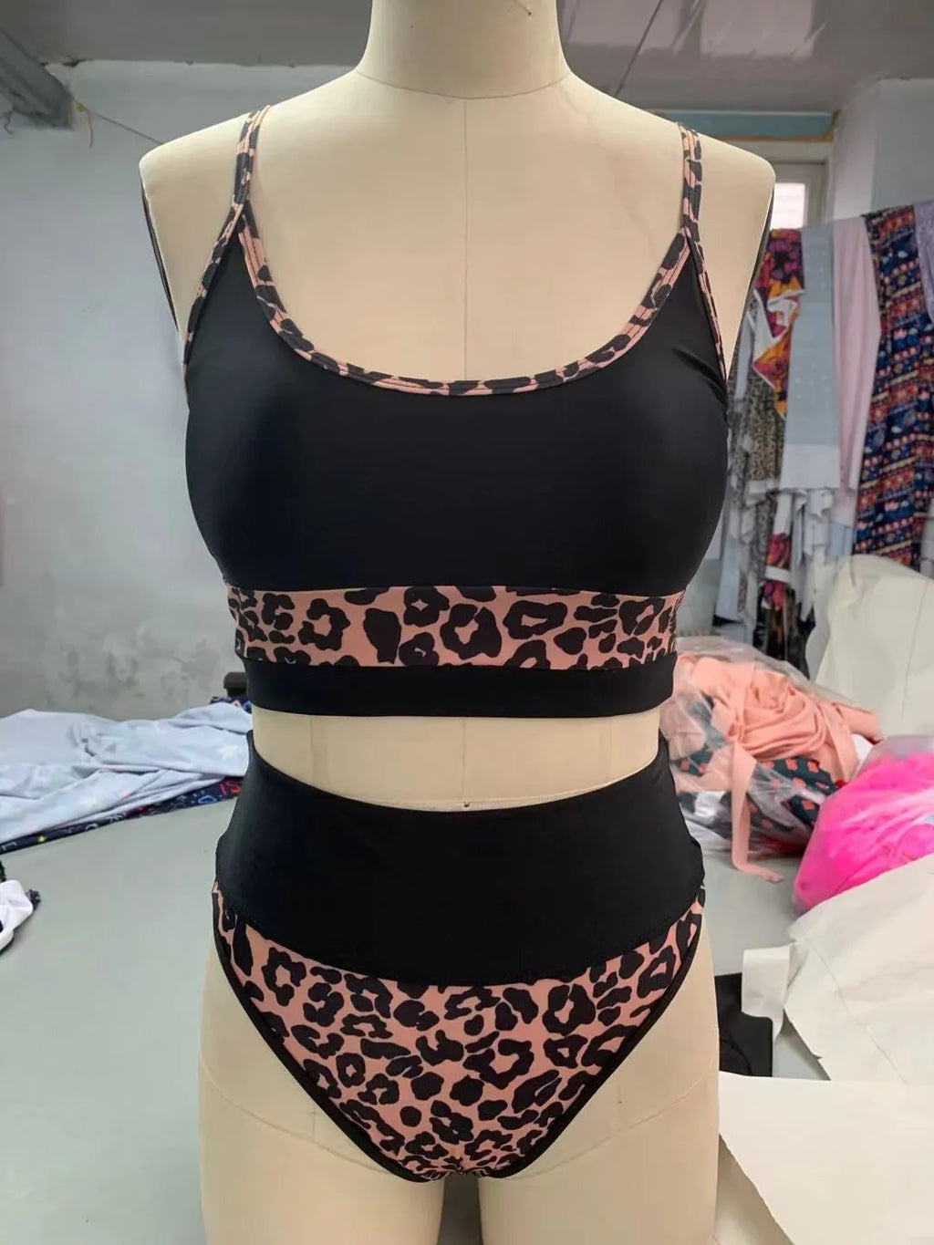 Women's high waist split bikini swimsuit in leopard print or white colour