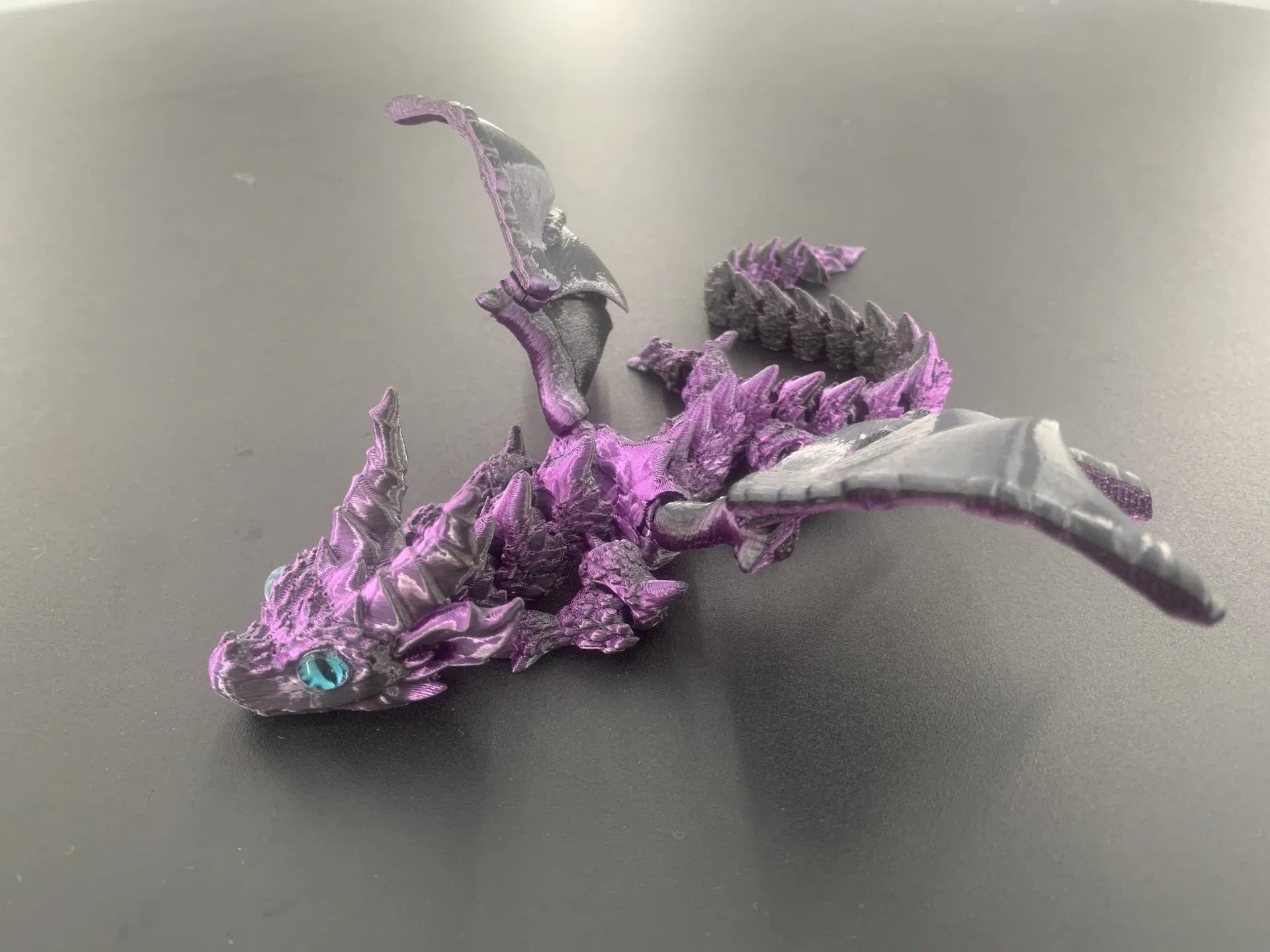 3D printed dragon wing decoration in PLA plastic measuring 25×16×3cm