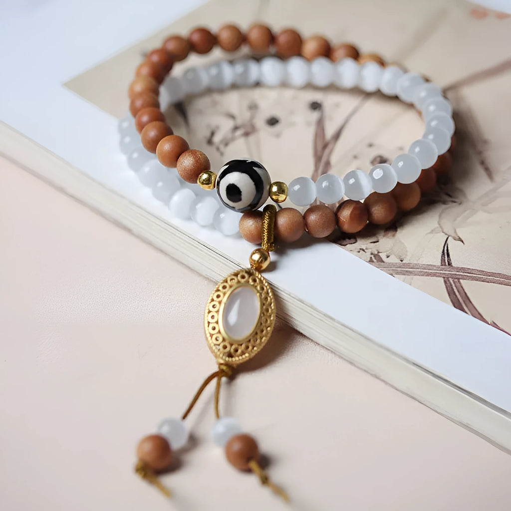Retro unisex bracelet with sandalwood opal Tibetan beads and mixed material construction