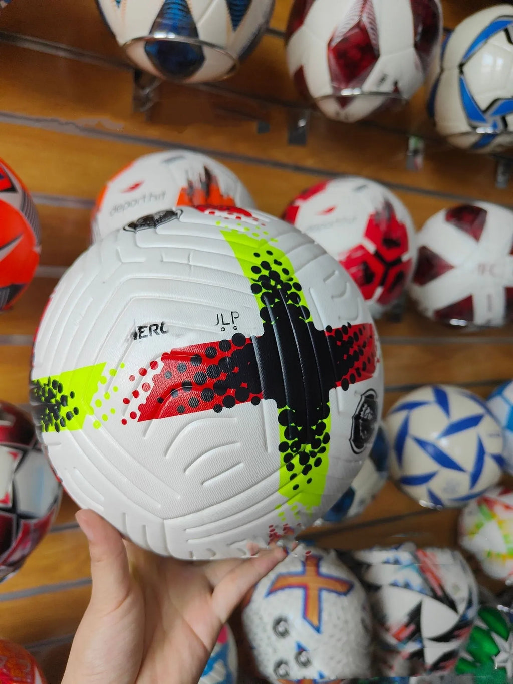 Fluorescent green seamless PU football size 5 for training and matches