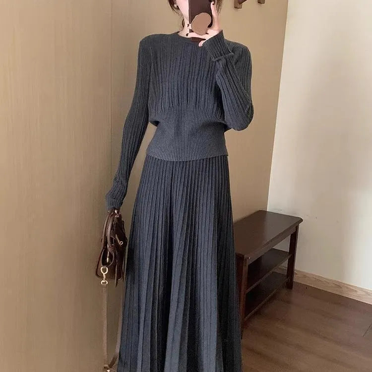 Dark grey retro styled knitted dress suit set with 3D pattern and collage stitching details