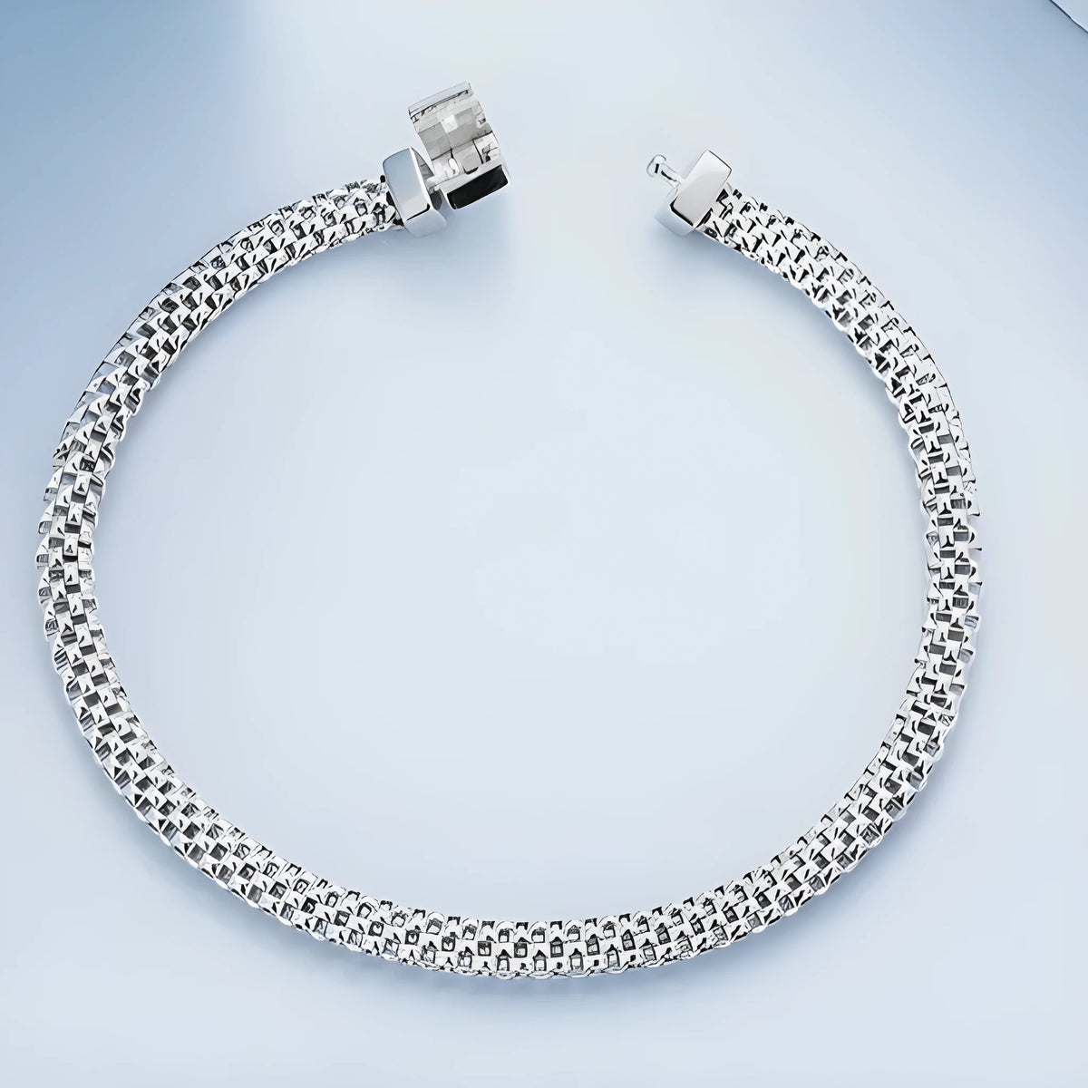 925 silver electroplated chain bracelet shown in 17cm, 19cm and 21cm lengths with simple trend styling