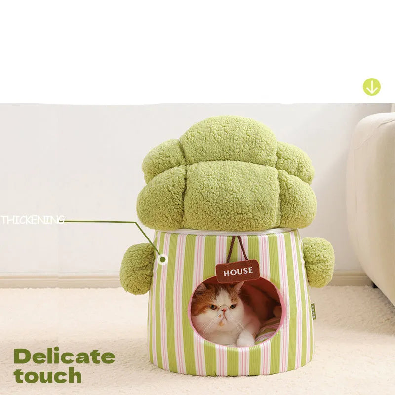 Green cauliflower-shaped 3D enclosed pet house with one entry hole, soft cushion, and washable lining for small dogs or cats.