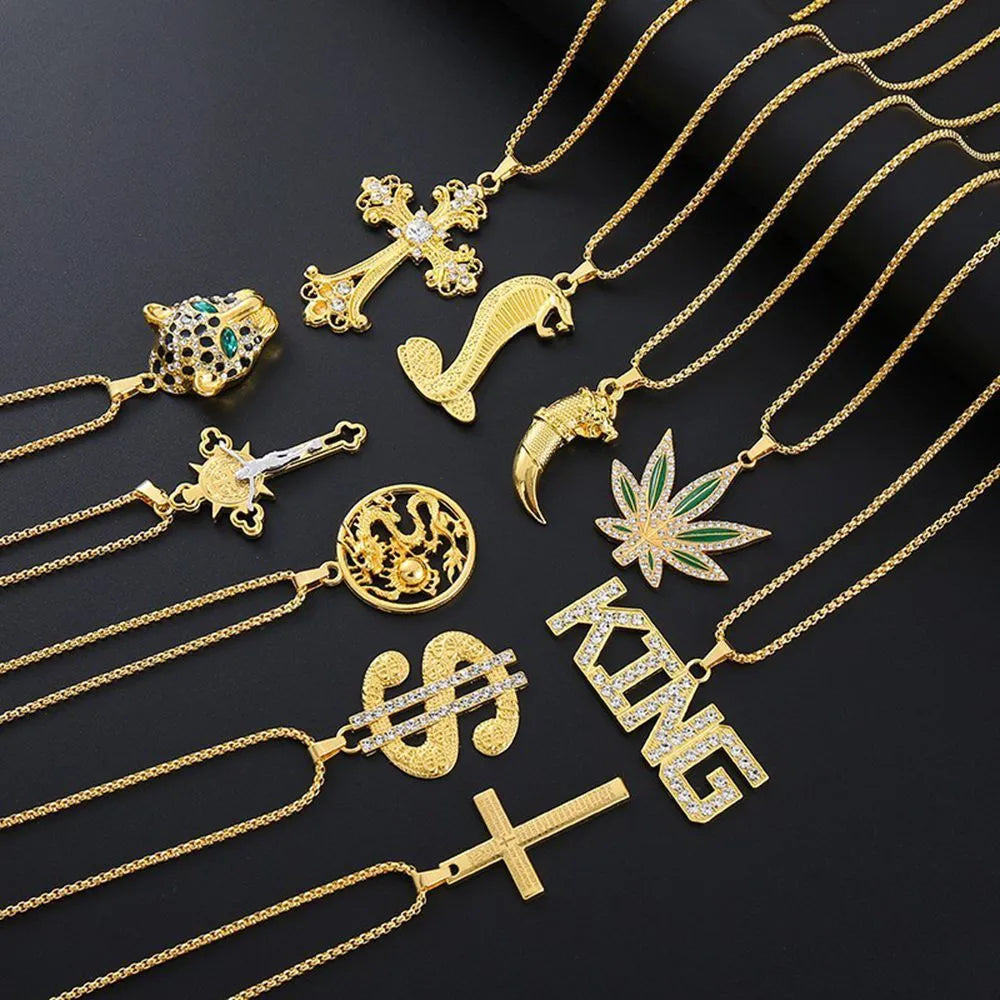 Gold-coloured geometric necklace with zircon detailing on alloy pendant for women