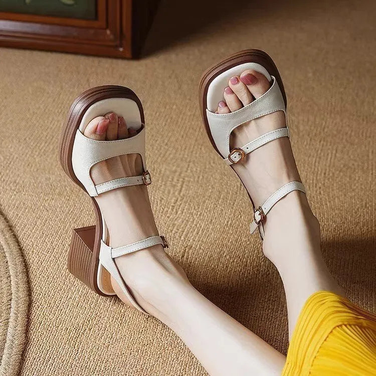 Women's open toe square toe platform sandals in brown colour with retro design