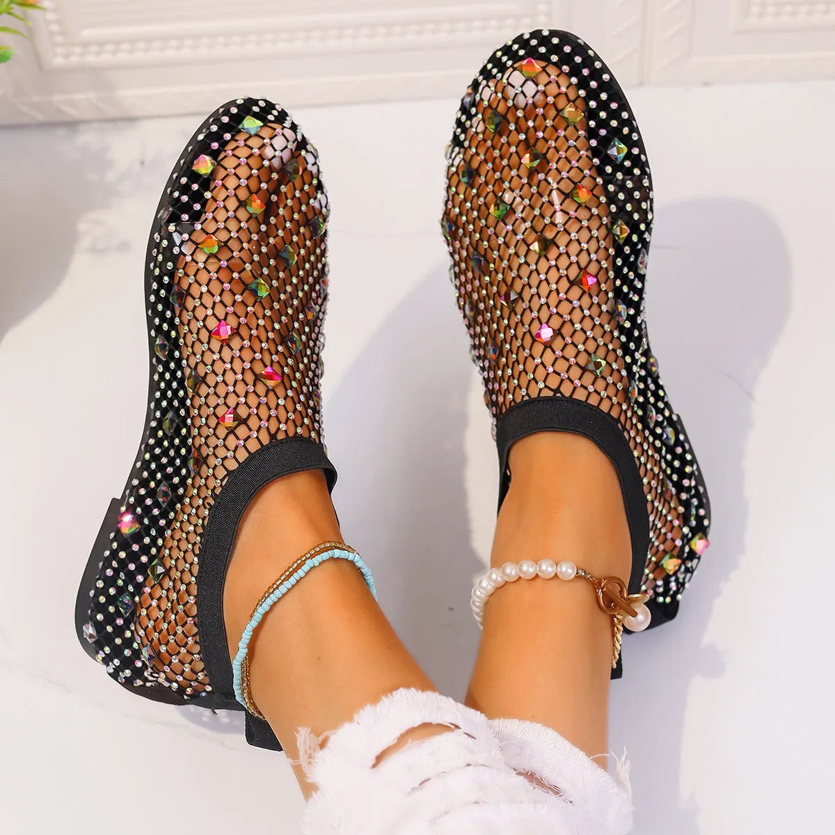 Women's mesh flat sandals with colourful rhinestone design and round toe