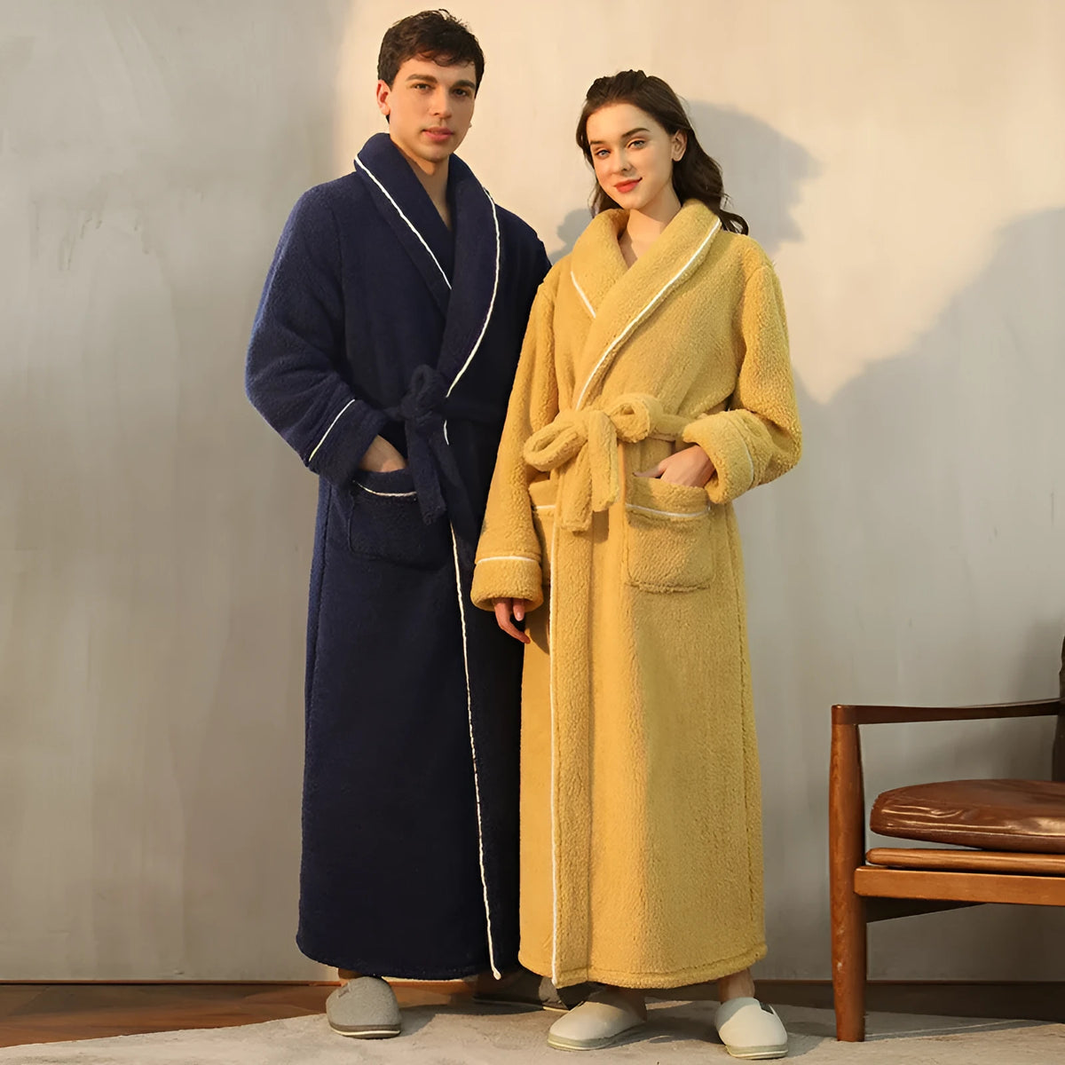 Super-thick polyester flannel winter bathrobe for couples in multiple colour options