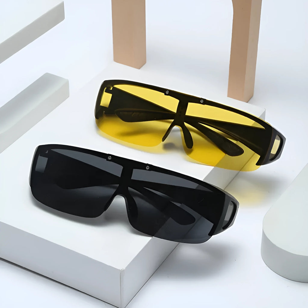 Polarised sports sunglasses with myopia correction in a sporty frame, shown with multiple lens colour options.
