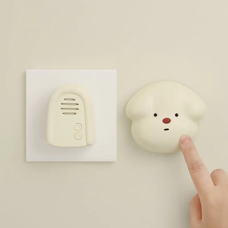 Wireless plug-in doorbell with chime receiver in milky yellow and white colour options