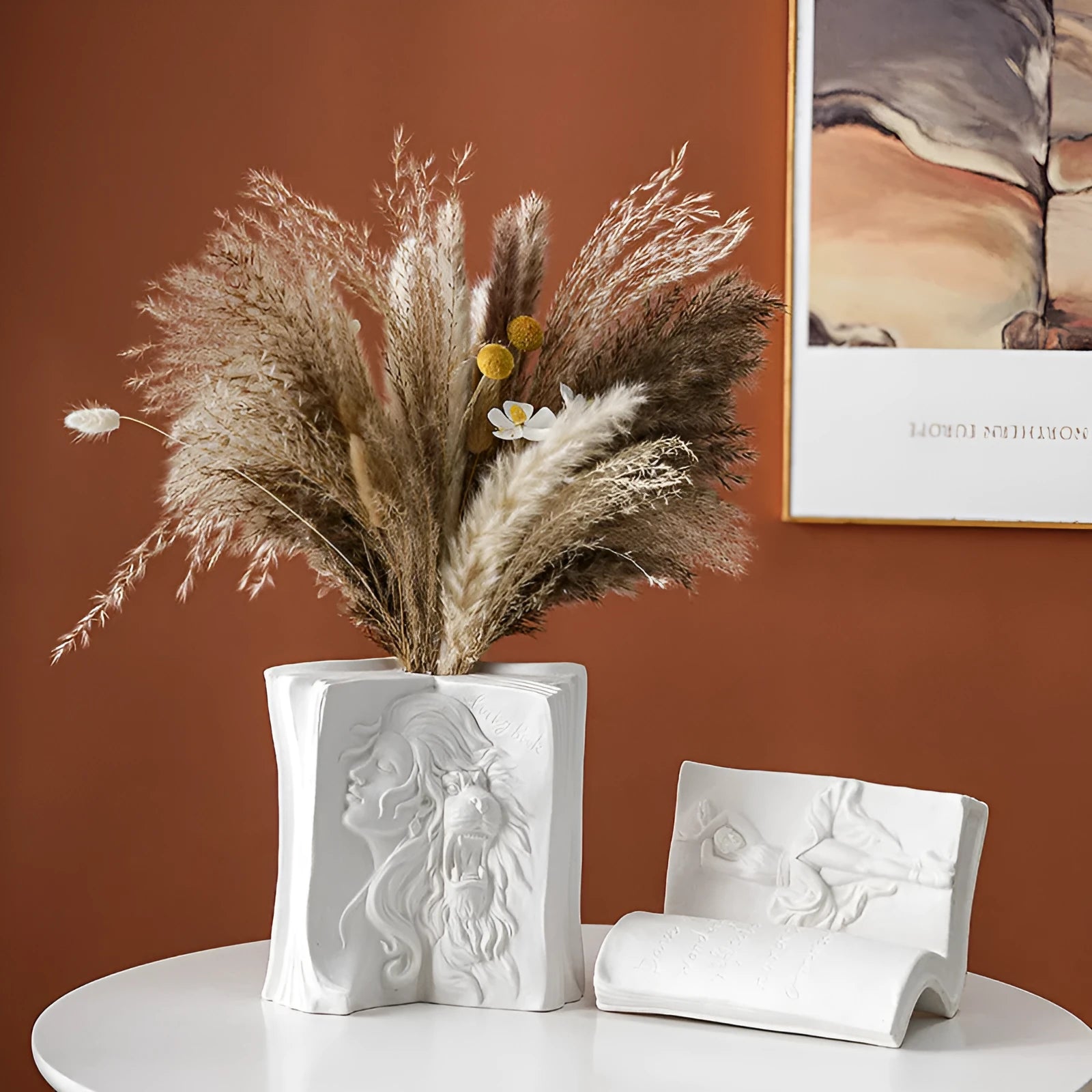 Ceramic book stand with glazed finish in modern simplicity style for desktop organisation and decoration