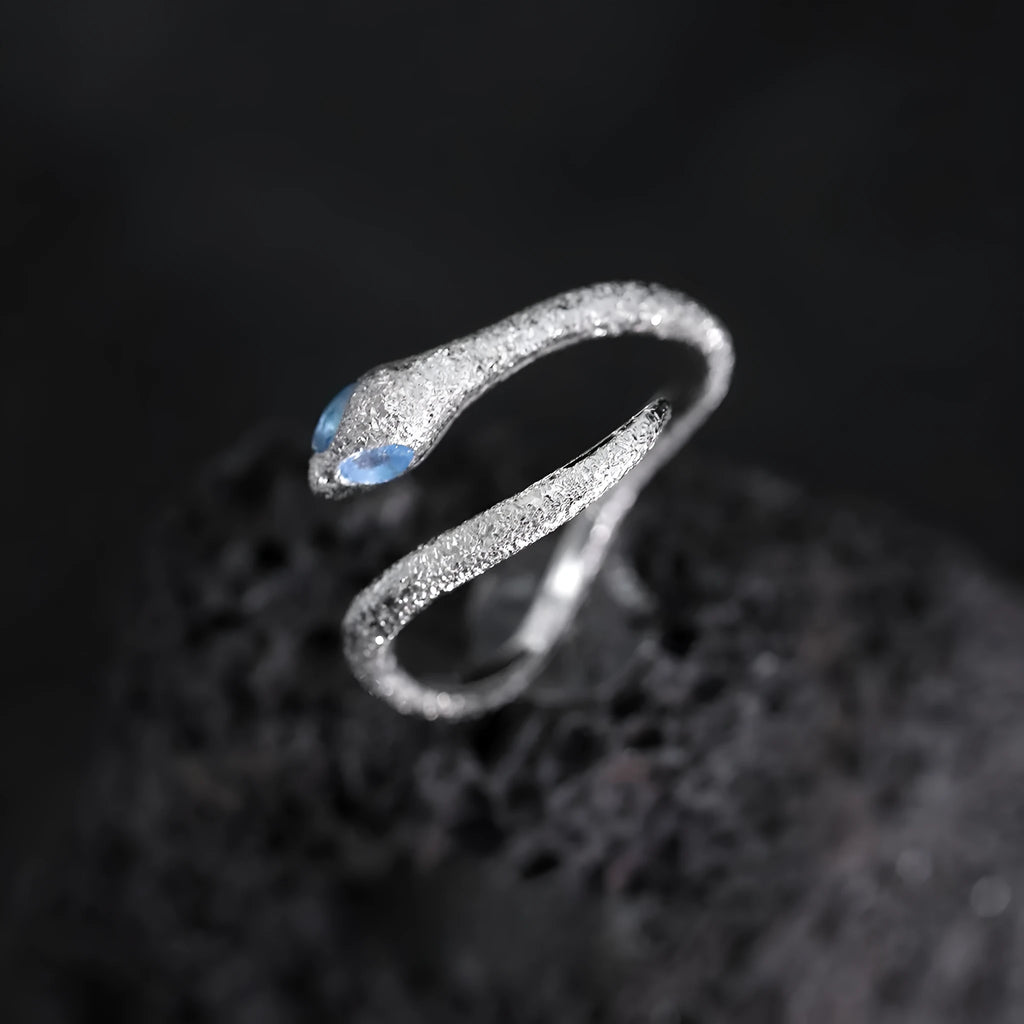Women's adjustable silver ring with snake design in electroplated platinum colour