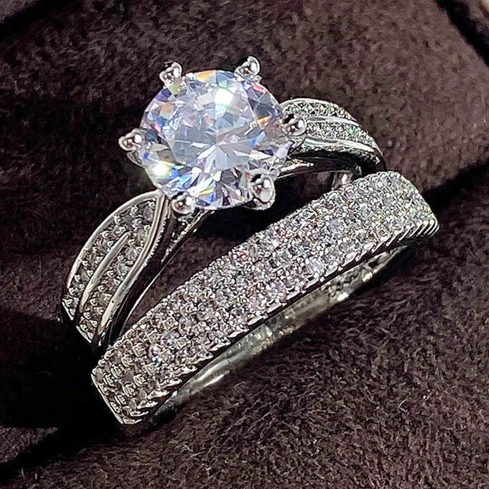 White gold colour alloy geometric wedding ring bracelet showing round design element