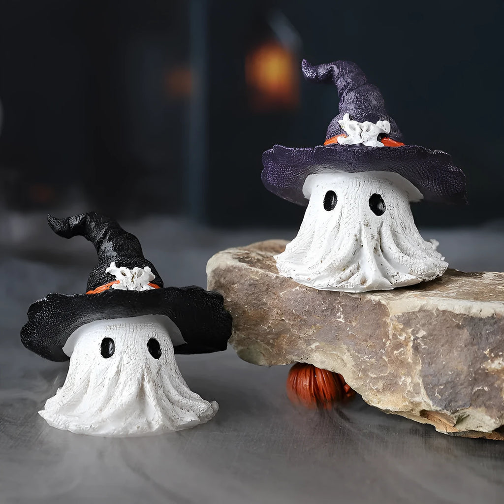 Resin wizard hat ornament in black and purple colours for Halloween and Christmas decorations
