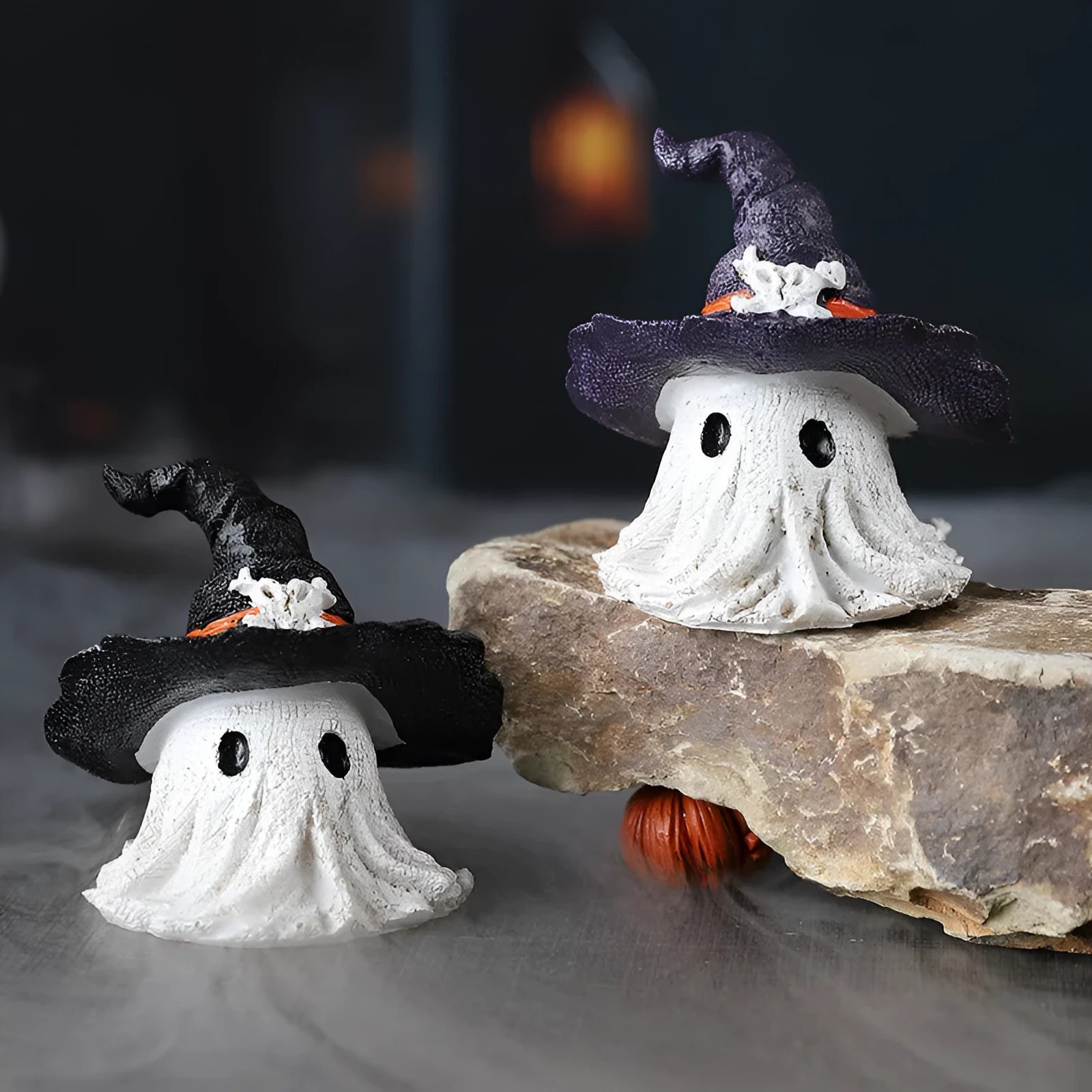 Resin wizard hat ornament in black and purple colours for Halloween and Christmas decorations