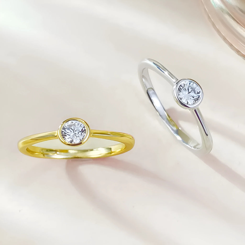 Minimalist silver crown ring with linear detailing in gold or platinum finish