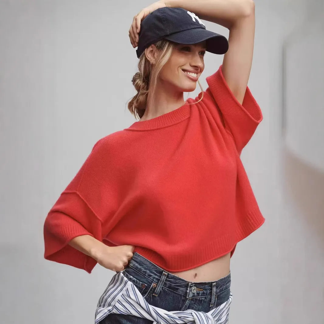Hot girl style women's T-shirt with exposed navel design in red colour, short length pullover top