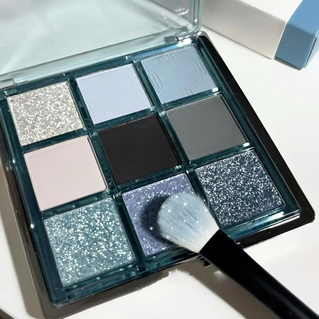 MUGELEEN 08 low saturation blue smoky eye shadow palette with nine matte shimmer colours