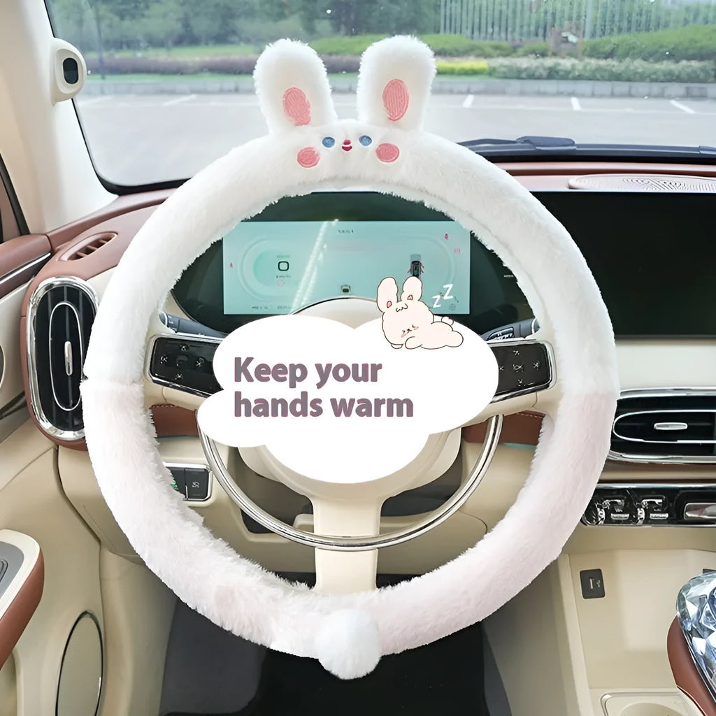 Plush steering wheel cover with animal embroidery in 38cm diameter for winter use