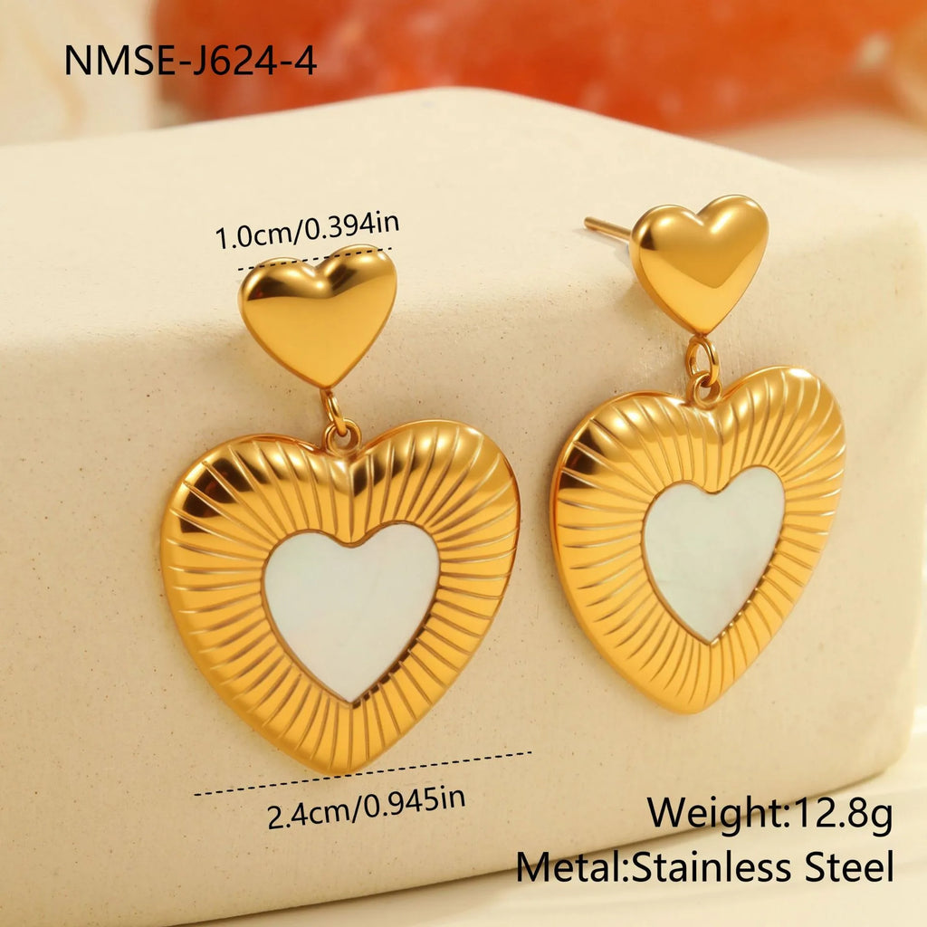 Women's heart-shaped fritillary earrings in stainless steel with white electroplated finish and gold details