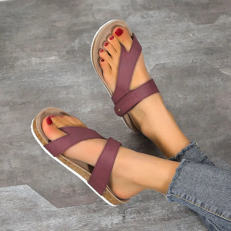 Flat toe ring thick-soled flip-flops in a solid colour with an artificial PU upper and foam sole.