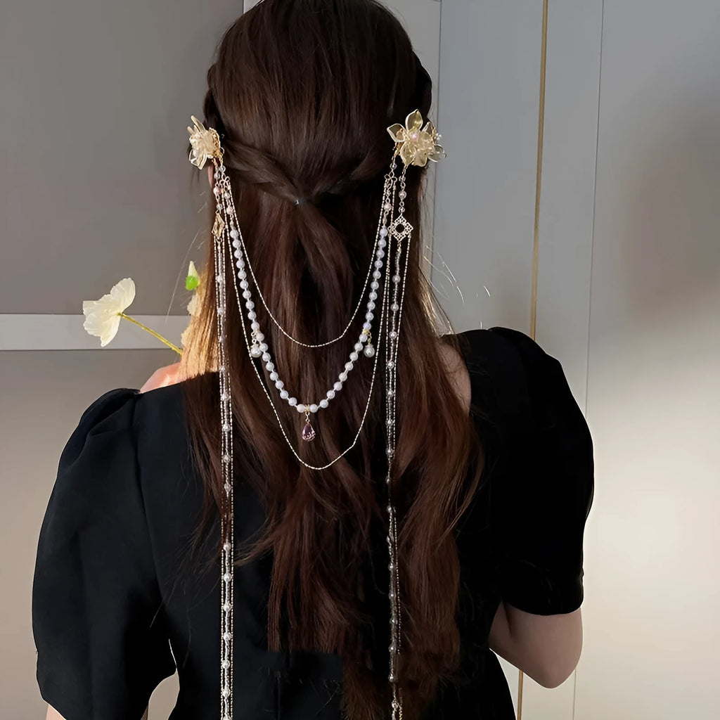 Women's pearl diamond flower hairpin with gold grip and long tassel decorative accessory