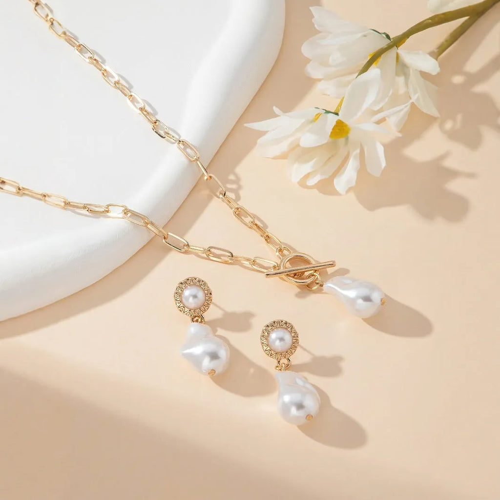 Gold-tone iron Baroque pearl necklace and matching ear stud jewellery set for women