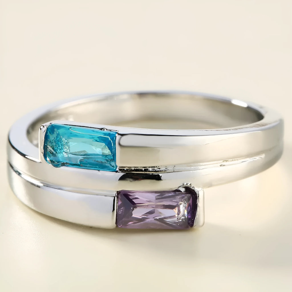 Copper ring with silver electroplating and central zircon stone, unisex design