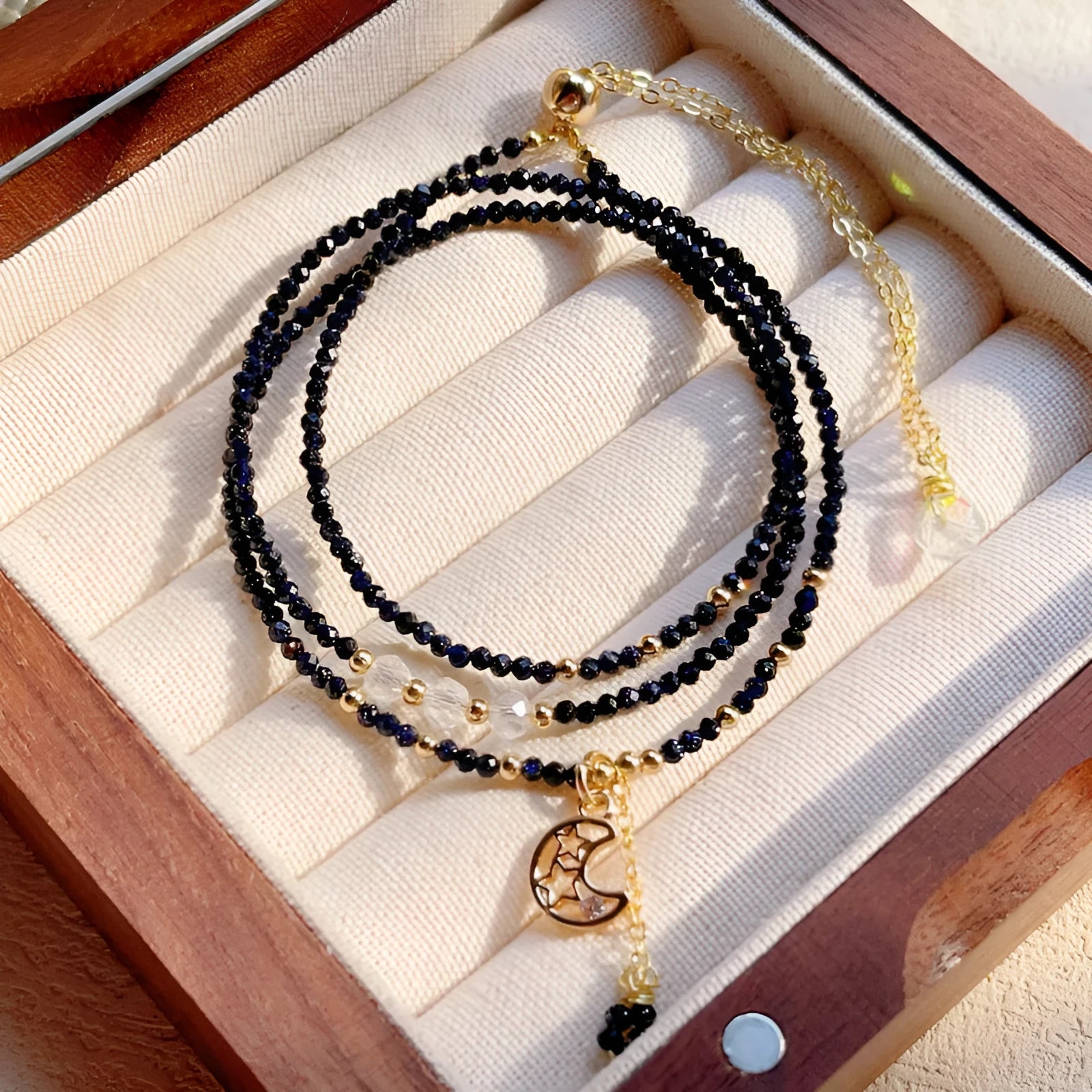 Blue san stone three-ring multi-layer bracelet for women with interlocking design