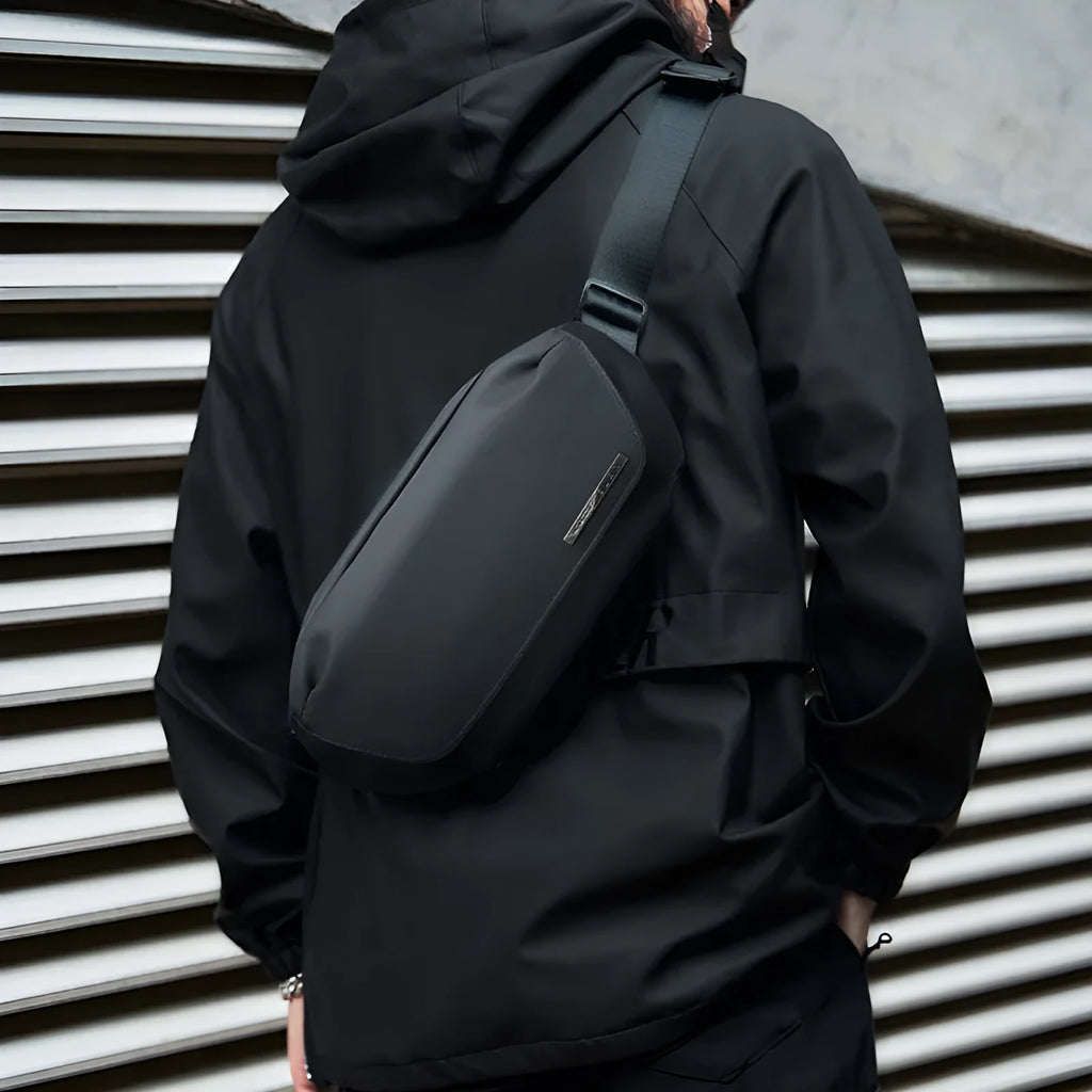 Black Oxford cloth men's messenger bag with cross-body strap and street style design